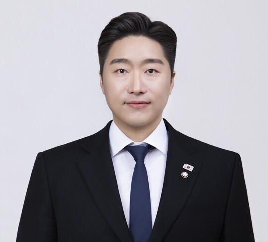 국회 정무위원회 소속 김용만 더불어민주당 의원. 사진=김용만 의원실 제공