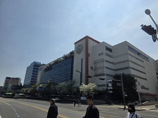 서울시 금천구 시흥동에 위치한 홈플러스 시흥점. 사진=박호민 기자