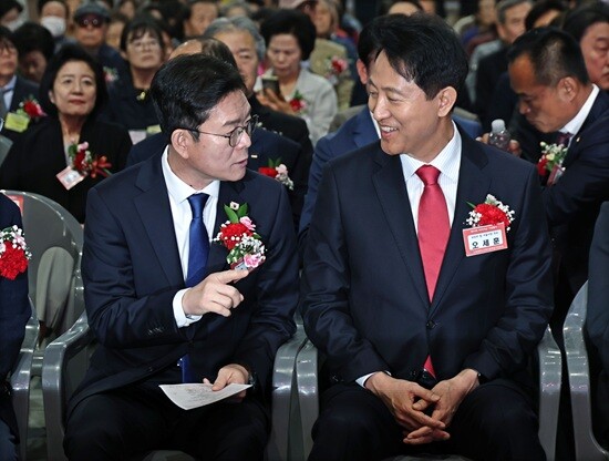 정원오 민주당 서울시장 후보(왼쪽)와 오세훈 국민의힘 서울시장 후보. 사진=연합뉴스