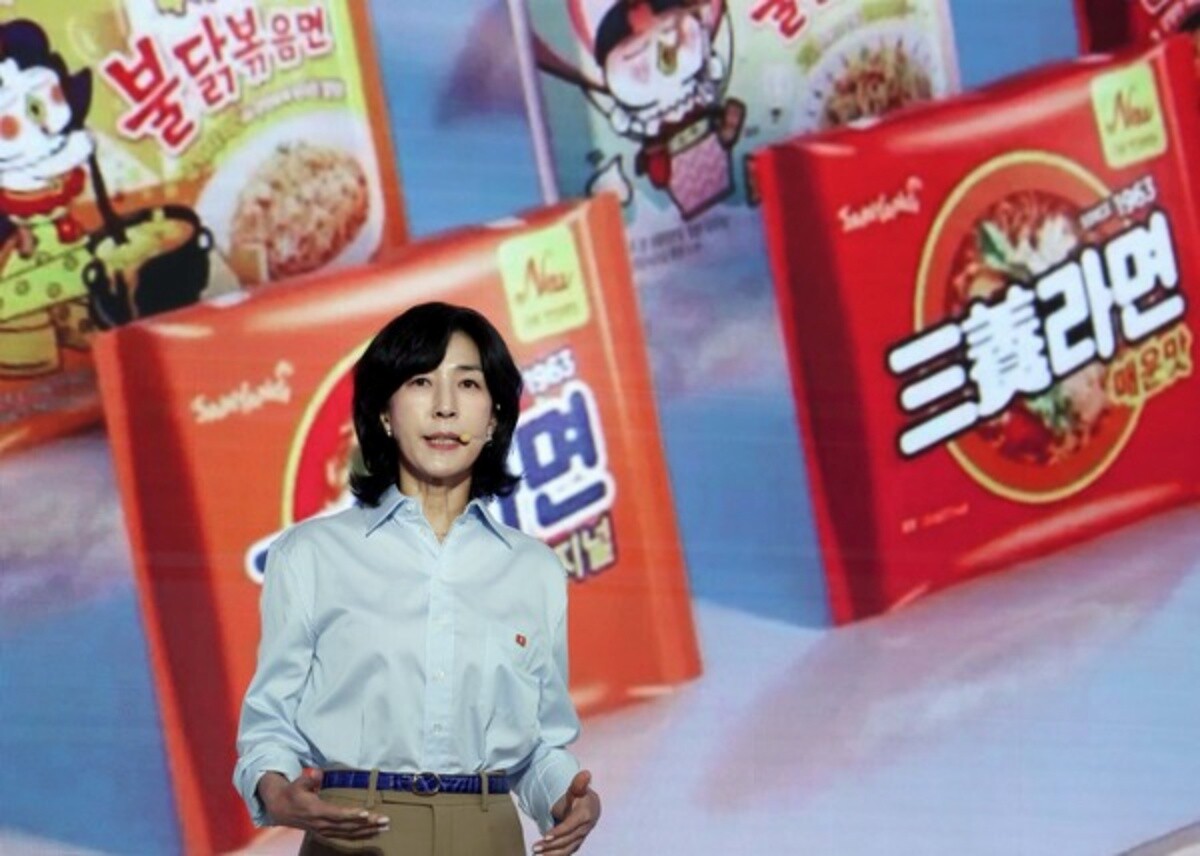 삼양식품이 지난 5월 12일 이사회를 열고 오는 6월 1일자로 김정수 부회장(사진)을 신임 회장으로 선임하는 안건을 의결했다. 사진=삼양라운드스퀘어