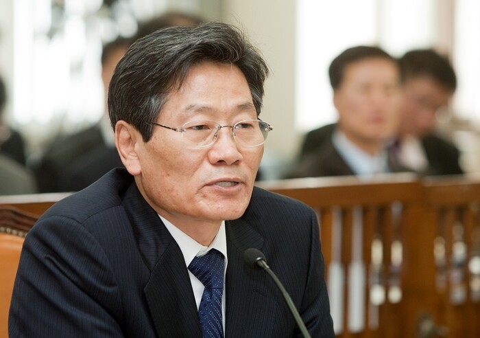 김능환 전 위원장은 대법관이 아닌 중앙선관위원장 신분으로 제18대 대통령선거를 무난히 치른 뒤 2013년 3월 사의를 밝혔다. 사진=일요신문DB