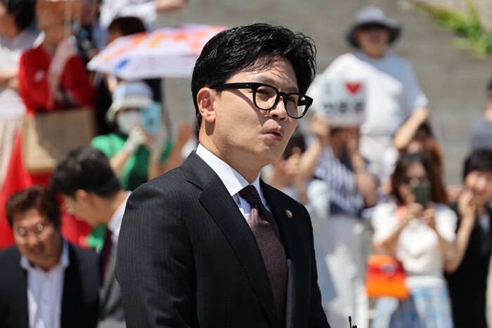 무소속 한동훈 의원은 “중앙선관위원장을 대법관이 겸임하는 비상임 명예직이 아닌 전임 상임 책임직으로 전환하는 법안을 발의하겠다”고 밝혔다. 사진=박은숙 기자