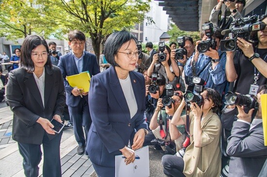한 후보자가 다량의 부동산을 소유한 점과 관련해 국민의힘은 이재명 정부의 ‘부동산 내로남불’을 문제 삼겠다는 전략이다. 사진=최준필 기자