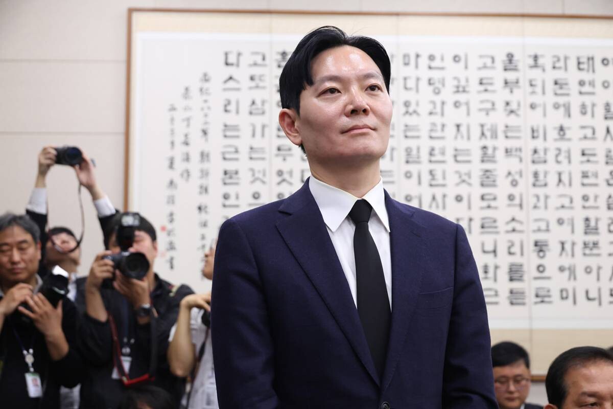 쌍방울 대북송금 사건을 수사한 박상용 검사가 지난 4월 14일 국회에서 열린 '윤석열 정권 정치검찰 조작기소 의혹 사건 진상규명 국정조사'에서 증인 선서를 거부한 뒤 소명 기회를 달라고 요구하고 있다. 사진=박은숙 기자