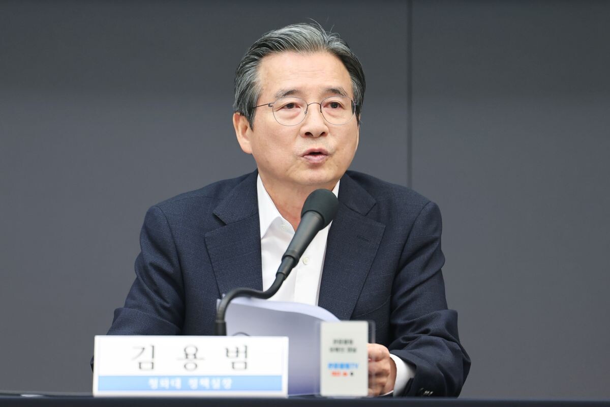 김용범 청와대 정책실장이 지난 24일 서울 중구 프레스센터에서 열린 관훈토론회에서 발언하고 있다. 사진=연합뉴스