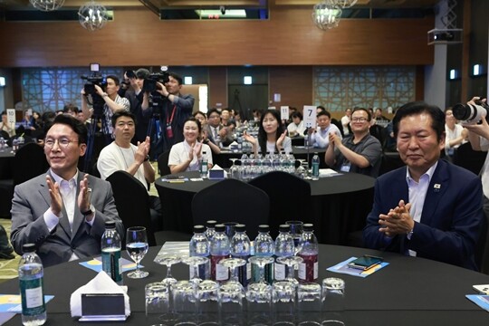 김민석 전 국무총리가 6월 28일 경기 광주시 곤지암리조트에서 열린 더불어민주당 지방선거 청년 당선자 워크숍 및 2026 청년정책광장에 참석한 모습. 사진=국무총리실 제공
