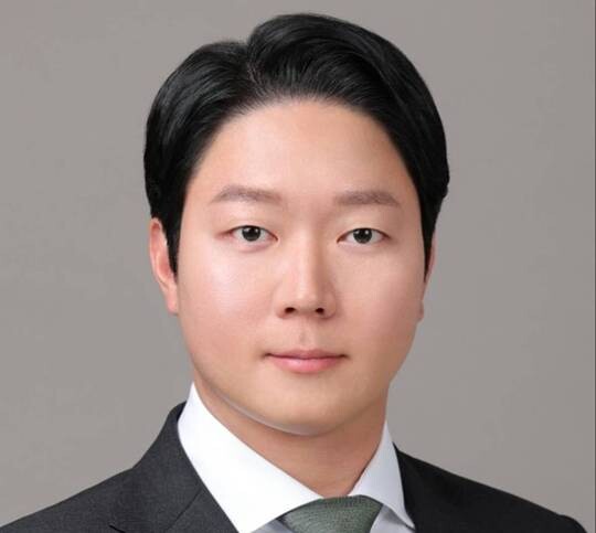 구형모 사장이 아버지 구본준 회장에게 지주사 LX홀딩스 지분을 대거 증여받으며 최대주주에 올라섰다. 구형모 사장. 사진=LX그룹 제공