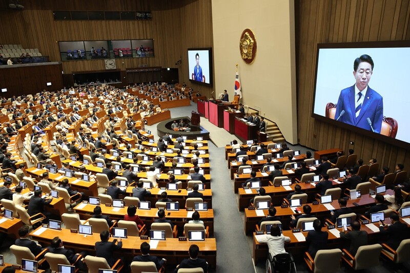 조정식 국회의장이 1일 국회에서 열린 제439회 정기국회 개회식에서 개회사를 하고 있다. 사진=박은숙 기자