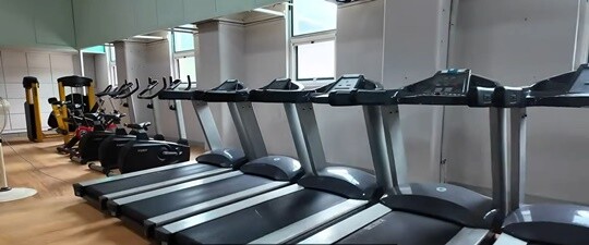 회원 A 씨가 입소했던 합숙형 다이어트 캠프 내부 모습. 사진=유튜브 캡처