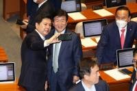 지상욱의원, ‘차기 국회의장과 기념사진?’