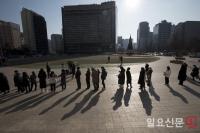 길게 늘어진 줄, 길게 늘어진 그림자 