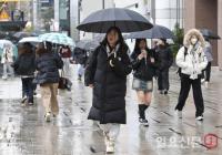 4월에 보는 겨울 롱패딩