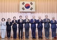 기념사진 찍는 김상환 신임 헌재소장