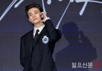 스트레이 키즈 현진, 하트 하는 다비드상