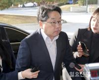 출근하는 노만석 검찰총장 직무대행